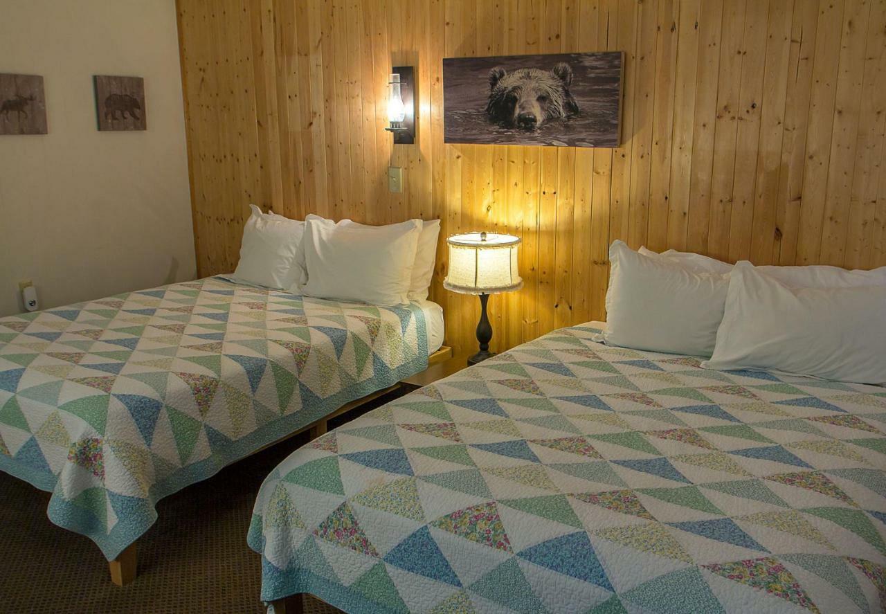 High Country Motel And Cabins Cooke City Exteriör bild