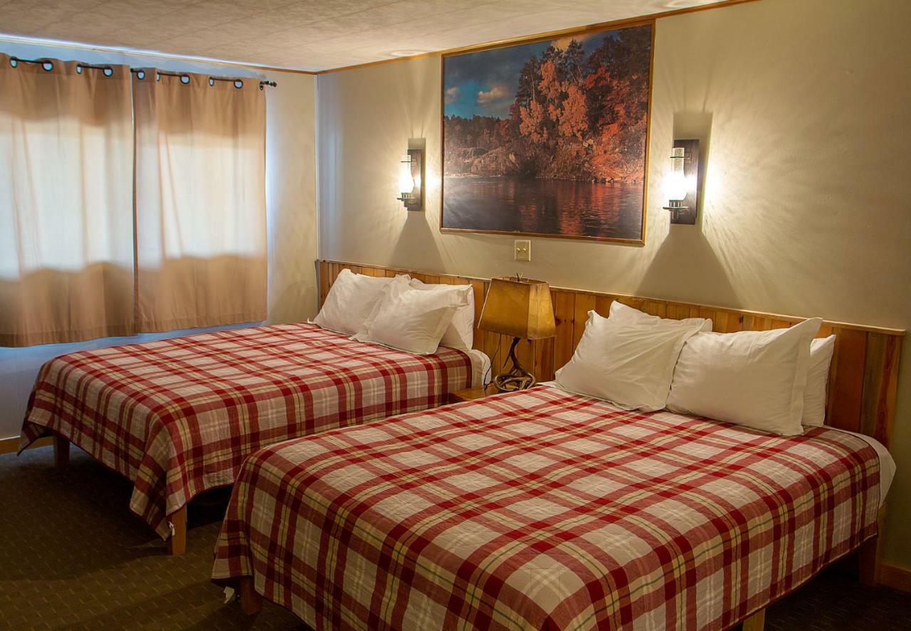 High Country Motel And Cabins Cooke City Exteriör bild